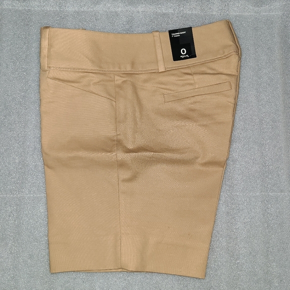 Size 0 Limited Tailored Short Bundle NWT - Picture 5 of 9